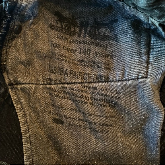 Men’s Levi’s 514 Straight Fit Black Distressed Jeans Size 33 x 32 - Picture 8 of 12